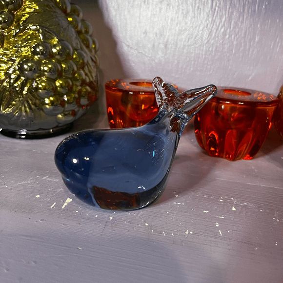 Vintage Hand-Blown Art Glass Cobalt Blue Whale Figurine Paperweight - Picture 4 of 6